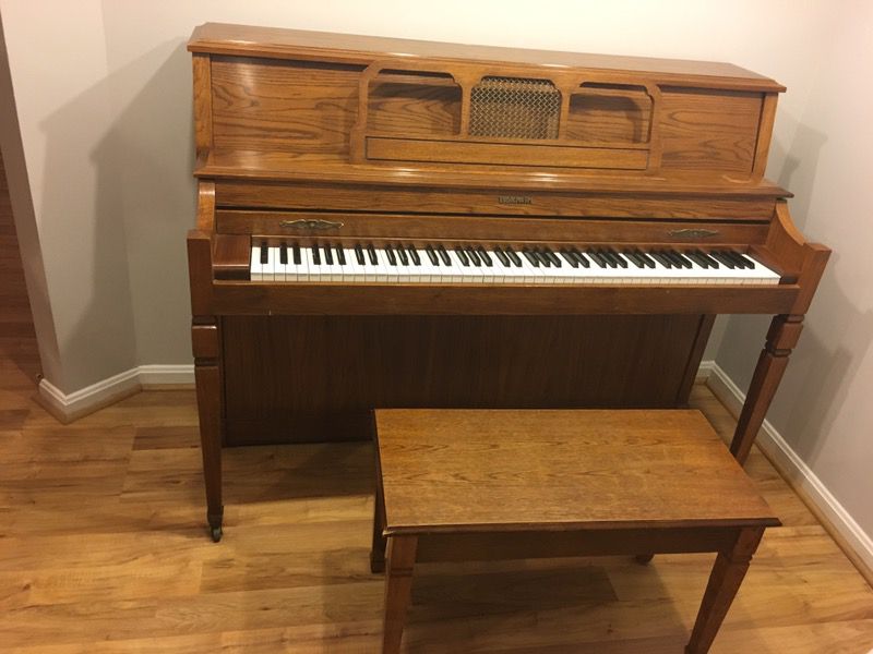 Baldwin piano in good condition