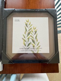 3 Brand new picture frames