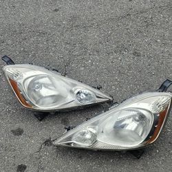 2009 2010 Honda Fit Headlights 