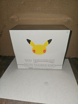 Pokémon celebrations 25th Anniversary ETB
