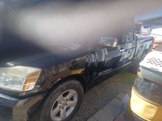 2015 Nissan Titan