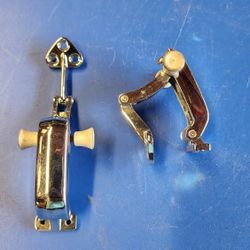 vw Bus Pop Out Latches 