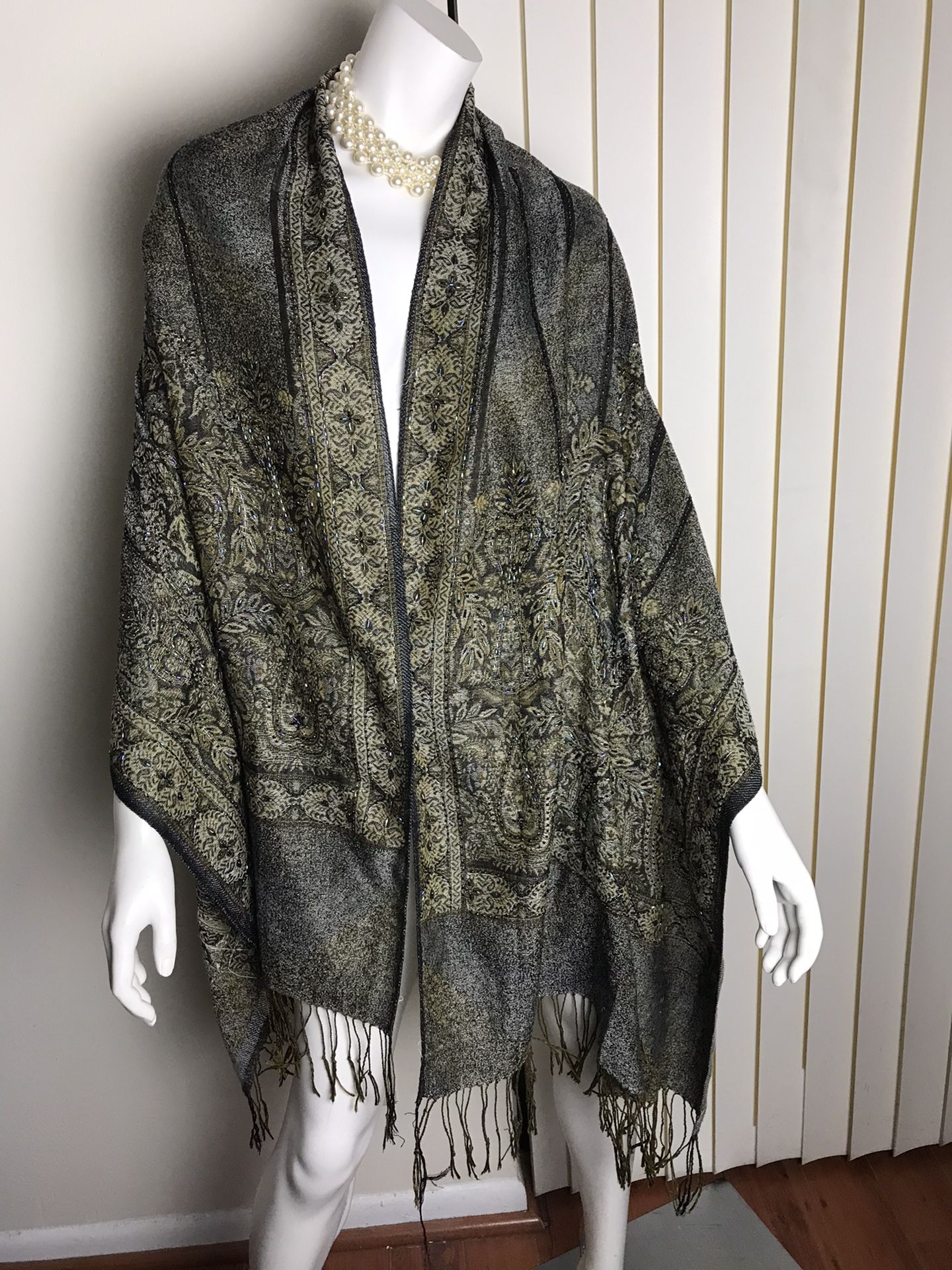 Women’s Embellished Shawl/scarf/wrap