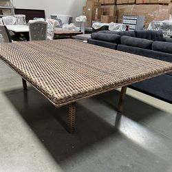 New! Large Patio Table, Wicker Furniture, PE Resin Wicker Table, Wicker Table Furniture, Patio Furniture, Outdoor Table