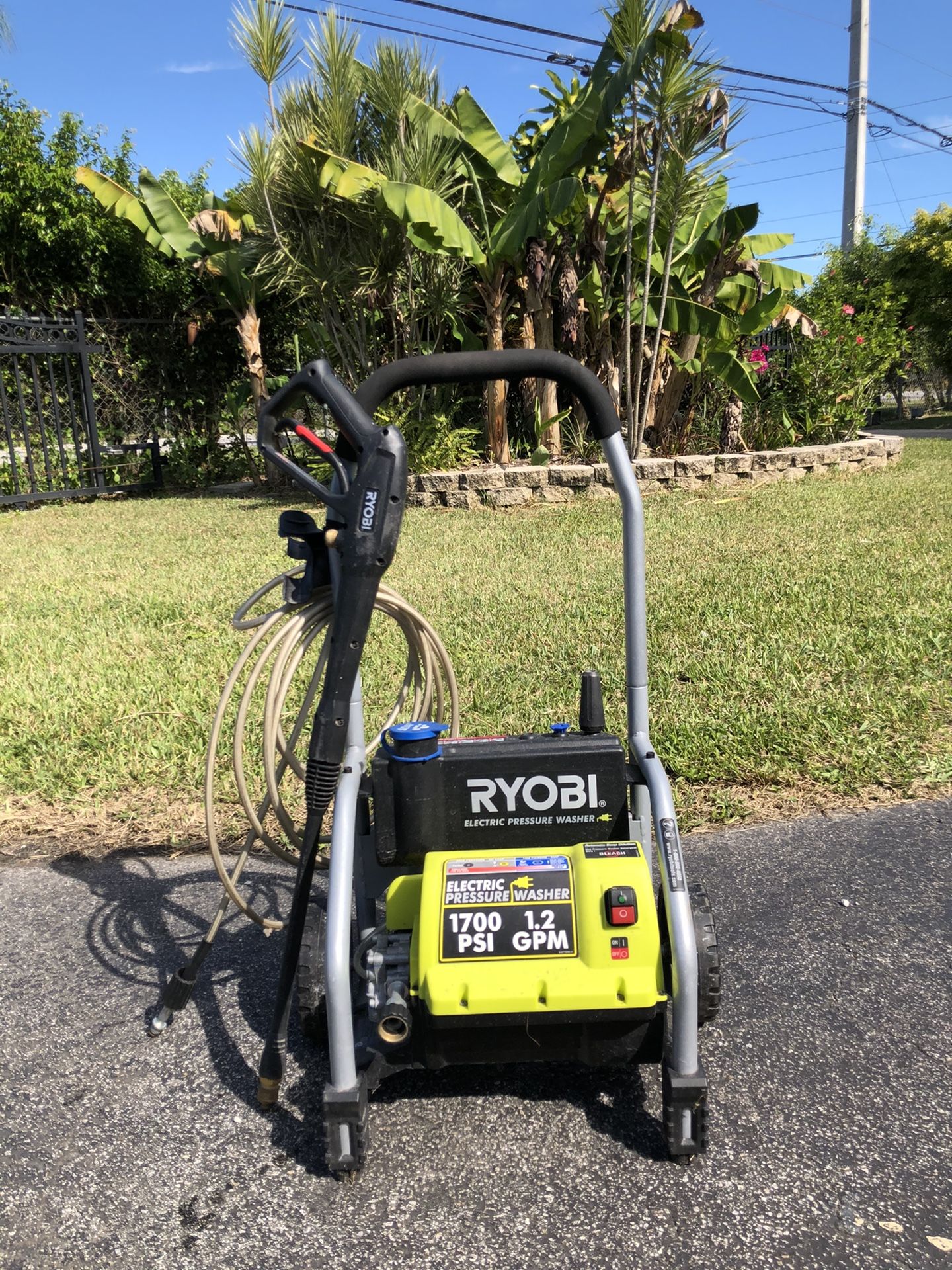 RYOBI Electric Pressure washer 1700 PSI for Sale in Princeton, FL OfferUp