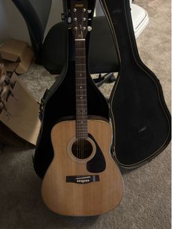 Vintage Yamaha FG-335 Acoustic Guitar with Case