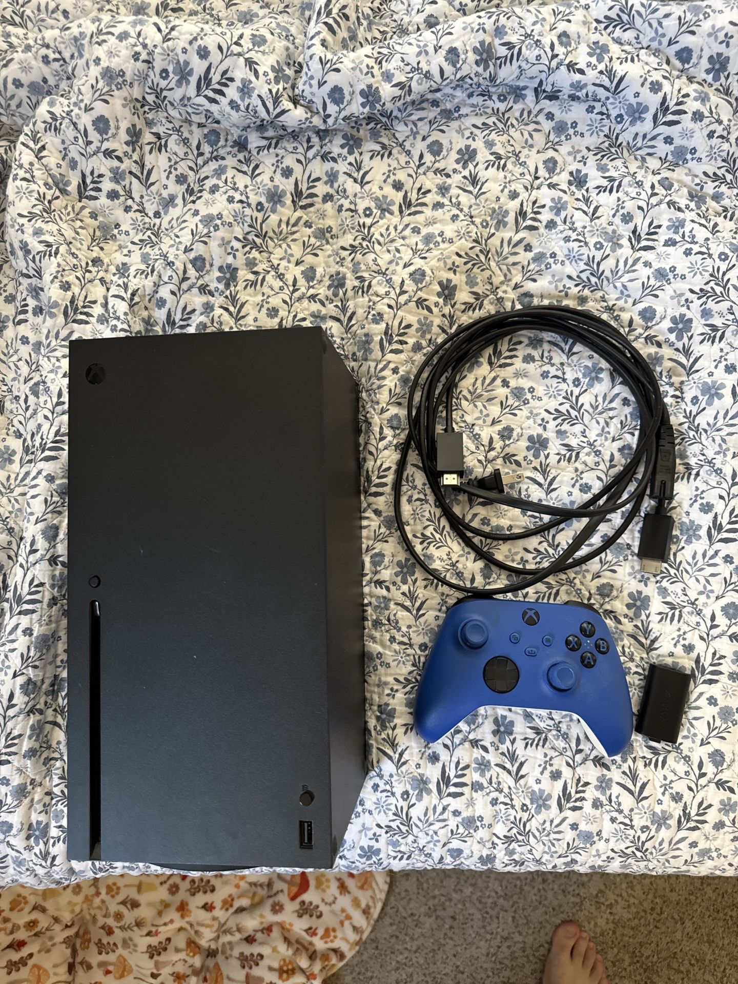Xbox Series X And Controller FULLY FUNCTIONAL - Like New
