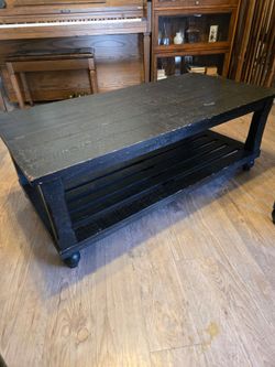 Coffee Table With Matching End Tables