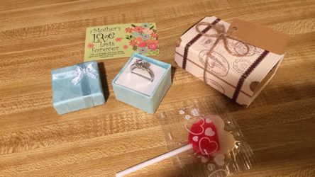 Pre-engagement ring(size 8