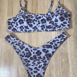 Women’s - Size large - Bikini set