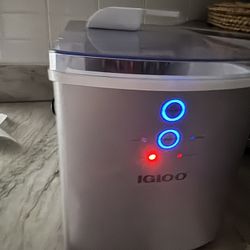 Igloo Ice Maker 