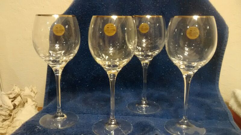 NIB! Set of 4 Royal Prestige 24% lead Crystal wine glasses with gold trim