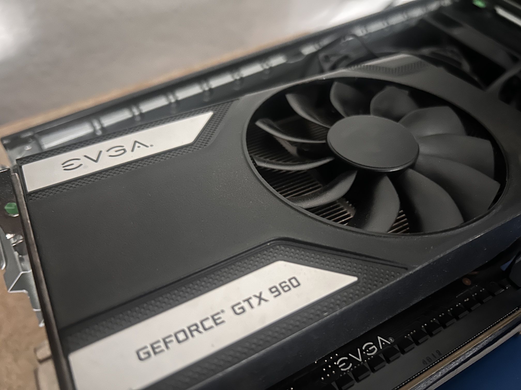 nvidia gtx960 evga budget gpu 2gb