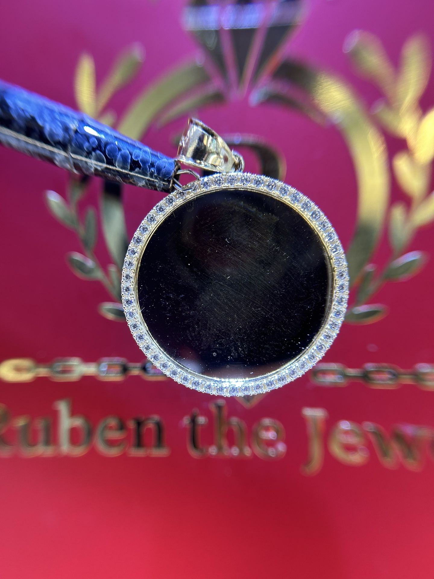 14K GOLD PHOTO PENDENT