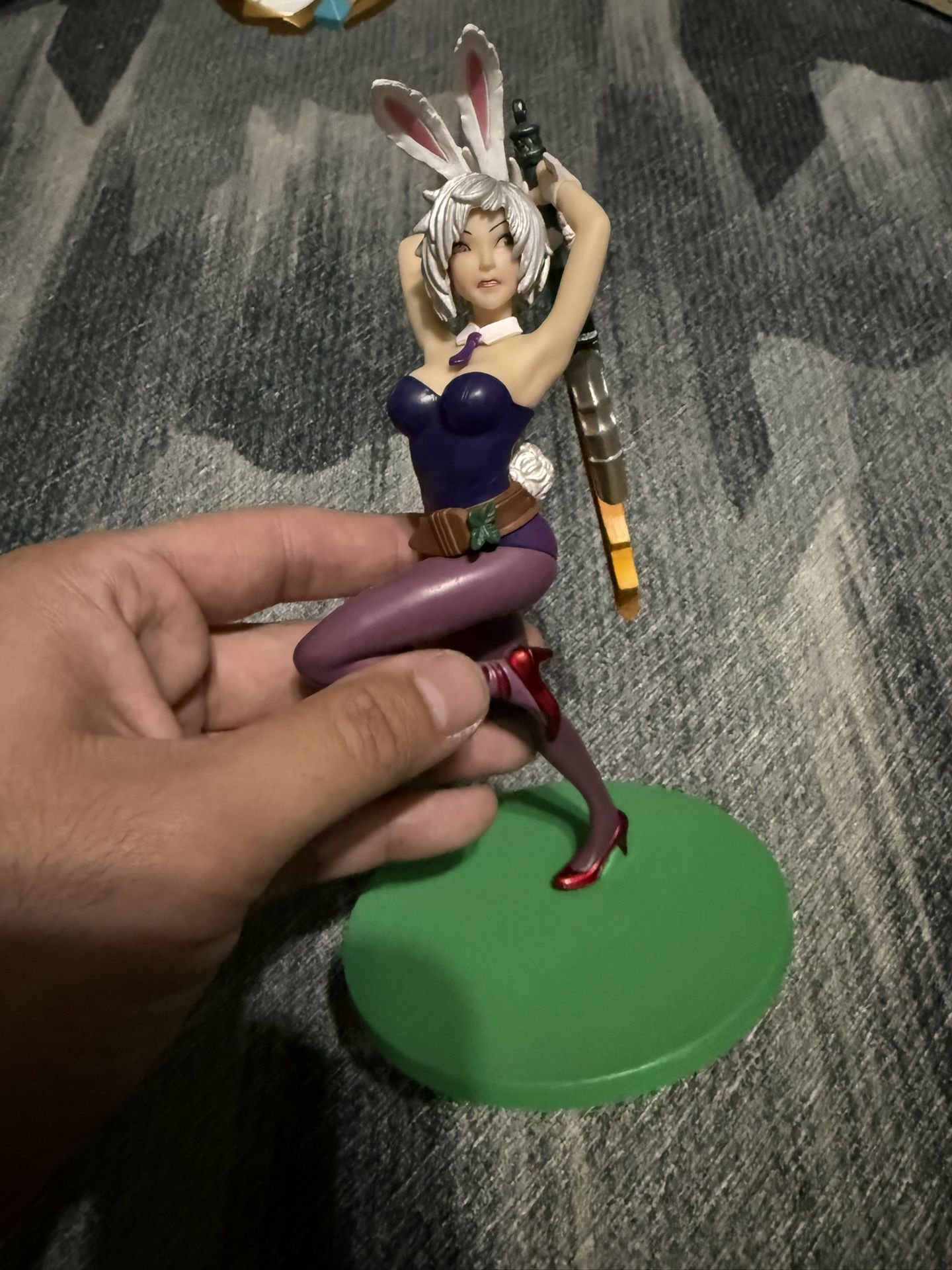 Battle Bunny Riven Statue