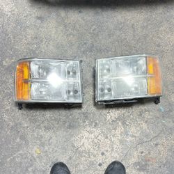 2012 GMC /chevy Truck 1500/2500/3500HD head Lights