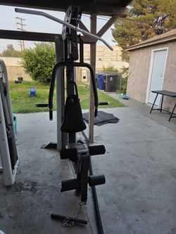 HOIST V4 200 Pounds  Exercise Fitness Workout Home Gym Weight Machine 