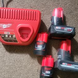 Milwaukee Tools And Batteries 