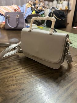 imoshion Grey Crossbody Handbag