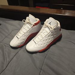 Jordan 13 Retro OG Chicago. Size 10