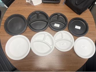 Disposable Plastic Plates