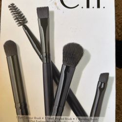 e.l.f Ultimate Eyes 5 Piece Brush Collection 