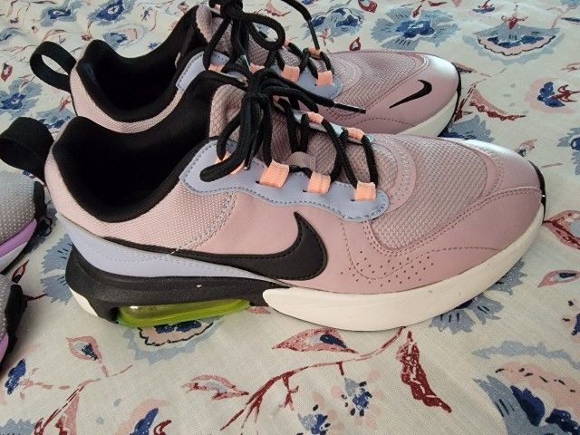 Women's Nike Air Max Verona Shoes~Plum ChalkNWTNike size