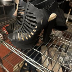 Like New Size 7 1/2 