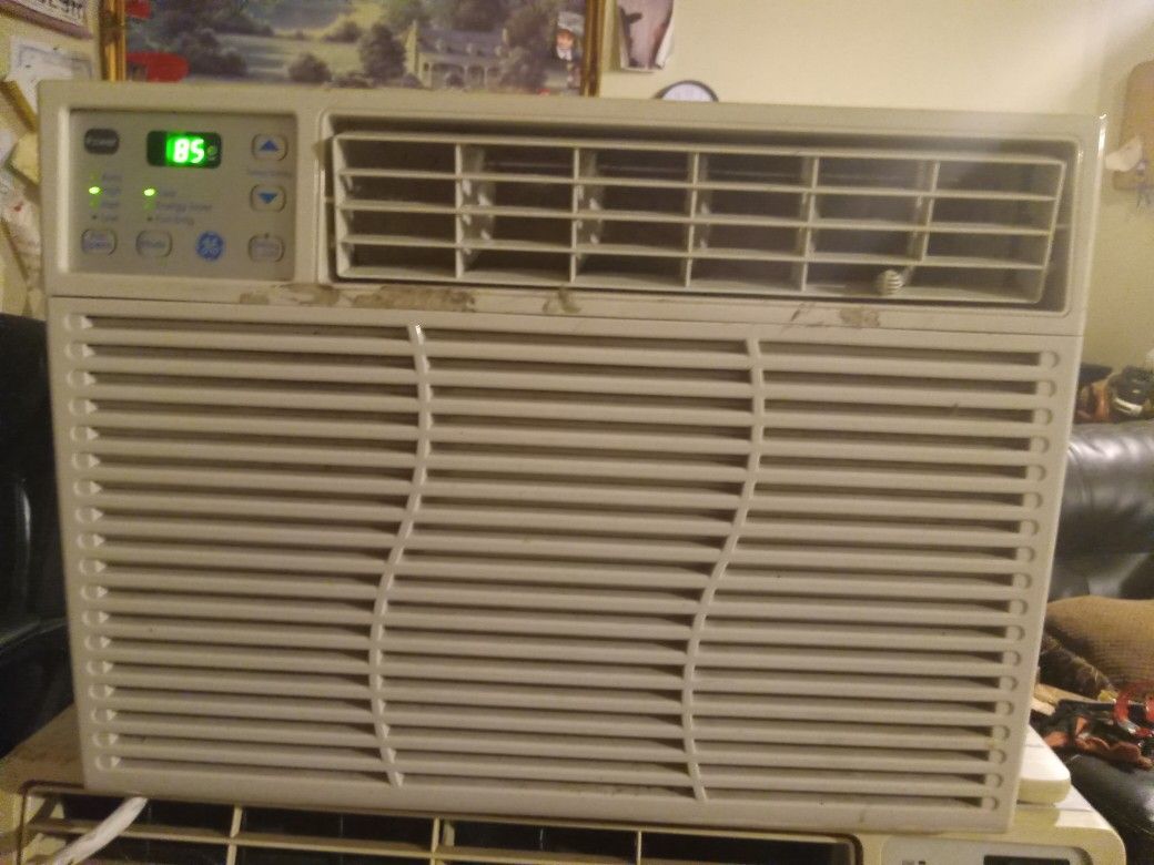 GE AIR CONDITIONER 10150 BTU