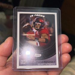 2017 SAGE HIT Premier Draft #43 Patrick Mahomes II IF RC