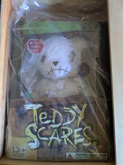 SDCC 2022 Teddy Scares Bear