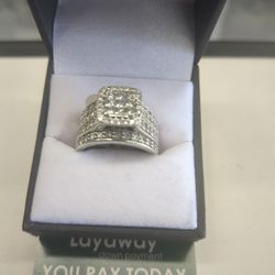 10k Solid Gold White Gold Diamond Rings 10 .9 Grams Size 8 Layway Available 10% Down If You Interested Please Make Sure You Ask Maribel Thank You 