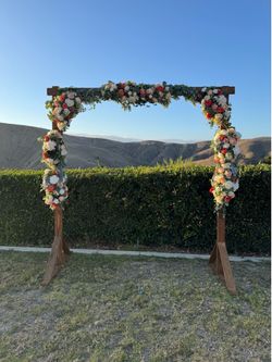 For Sale Gorgeous Wedding Arch