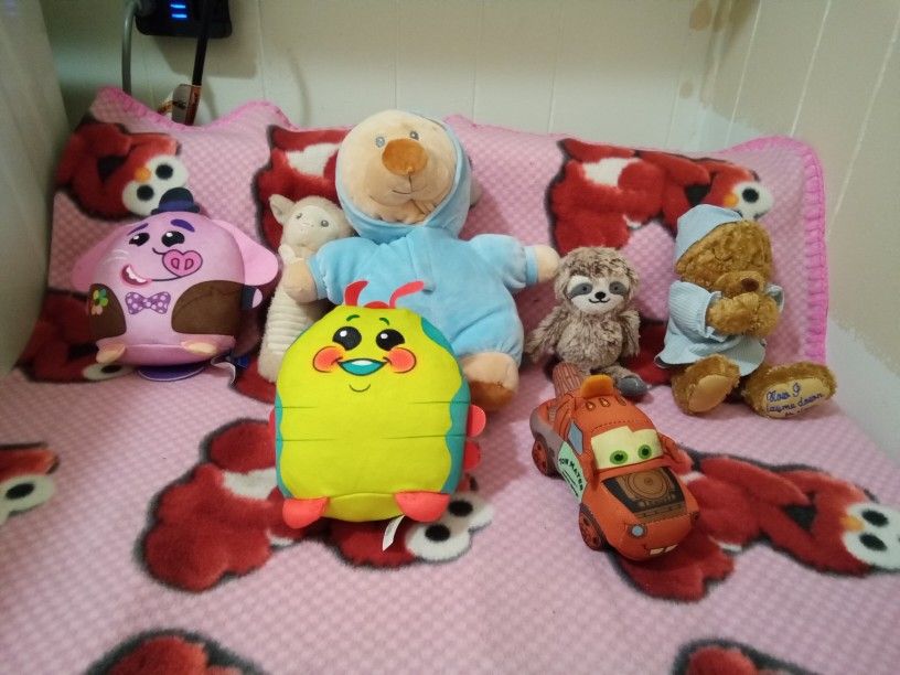 Plushie Lot Of 7