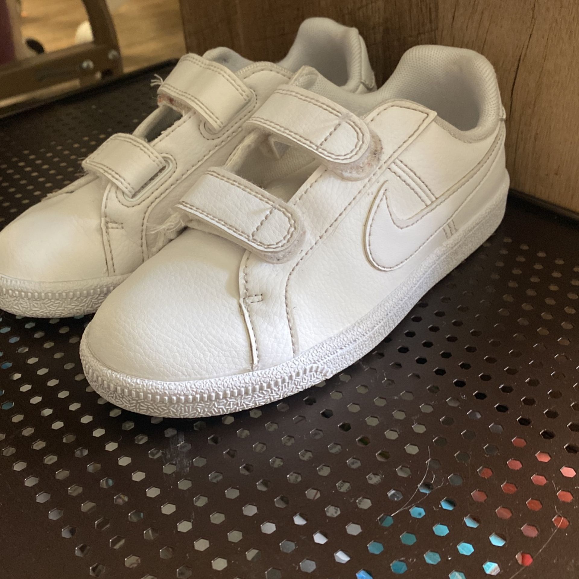 Girls Nikes Size 12c