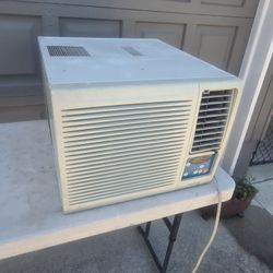 Window Air Conditioner (AC) 7800 BTU