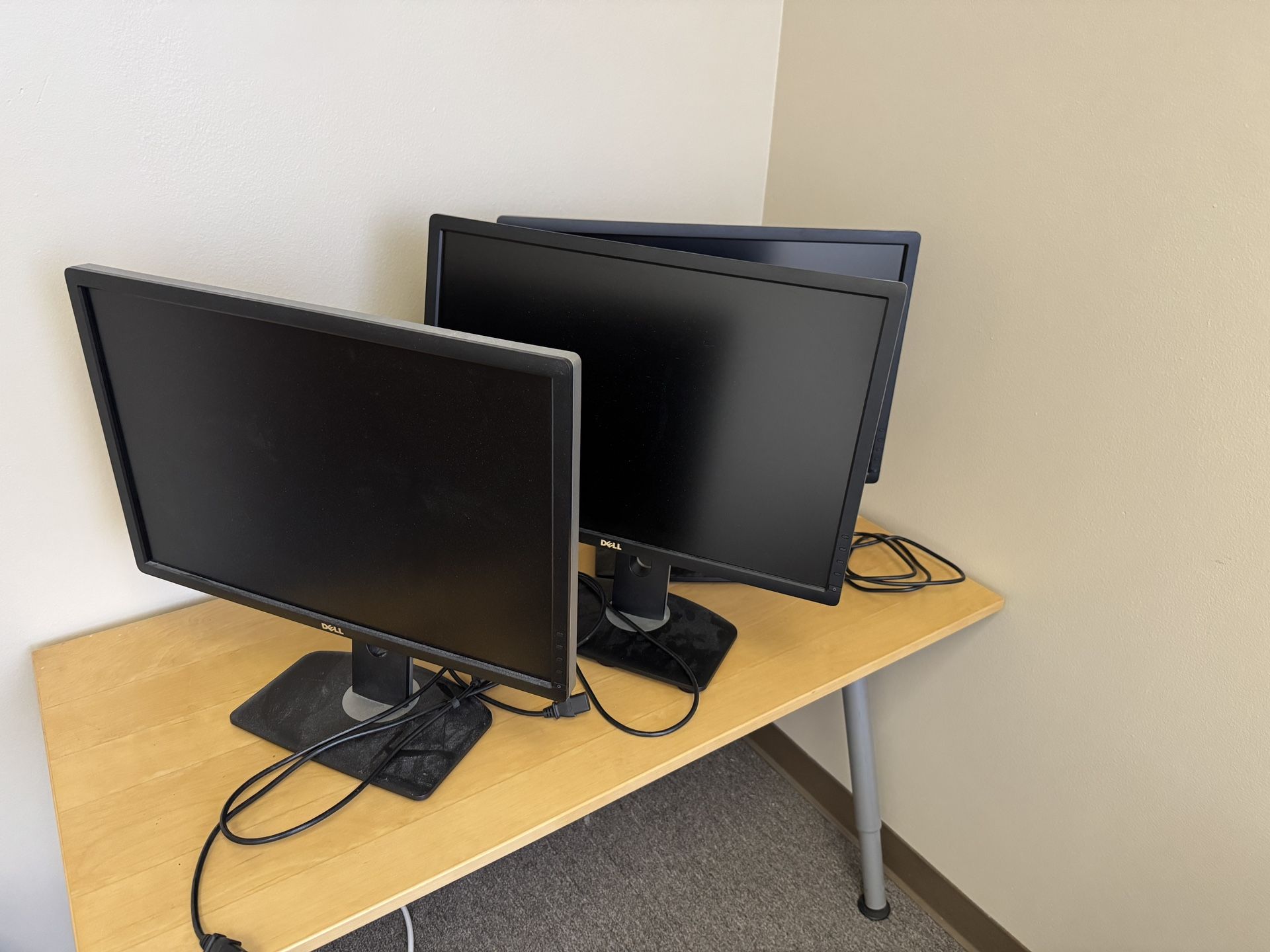 Dell U2412M Monitors ($5 Each) 1920x1200
