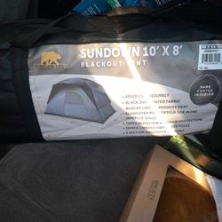 Golden Bear Blackout Tent Sleeps 6