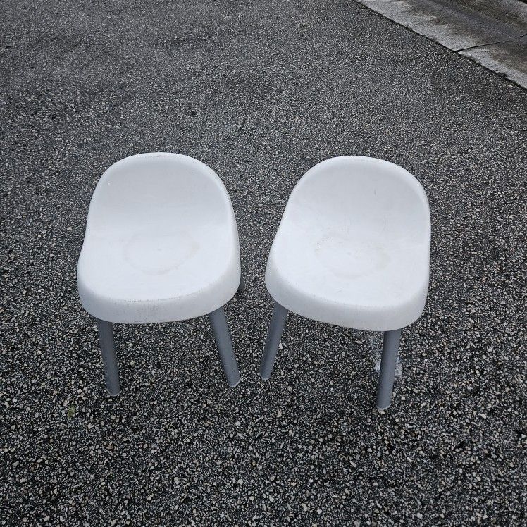 ASSORTED KID/ CHILD CHAIRS. $5 EACH