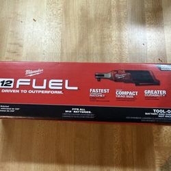 Milwaukee 12v fuel 3/8” ratchet tool only $150 firm in n Lakeland 