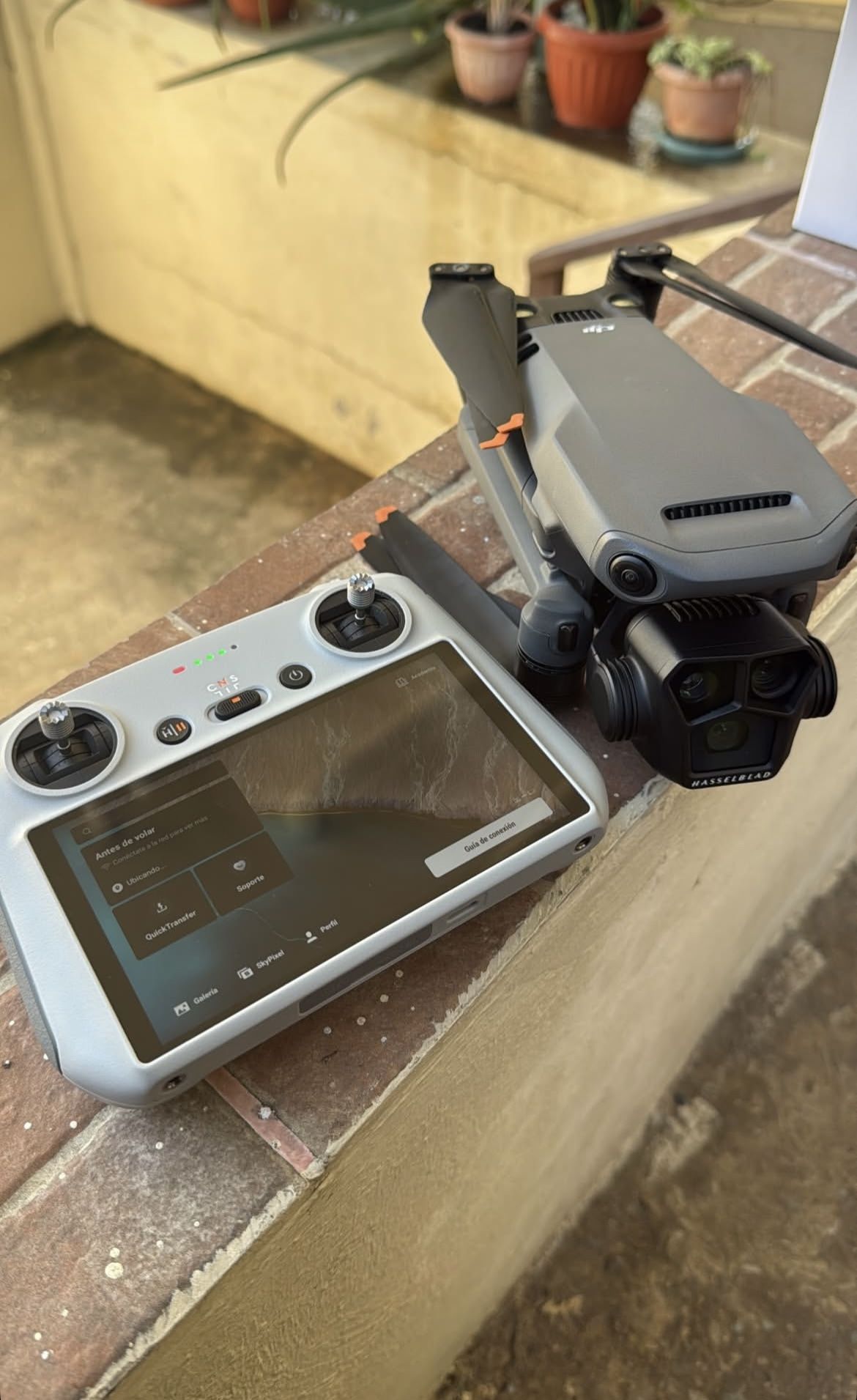 DJI Mavic 3 Pro Fly More Combo (DJI RC Pro) Camera Drone (3 Batteries)_