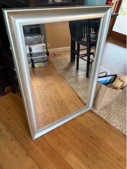 Wall mounted mirror