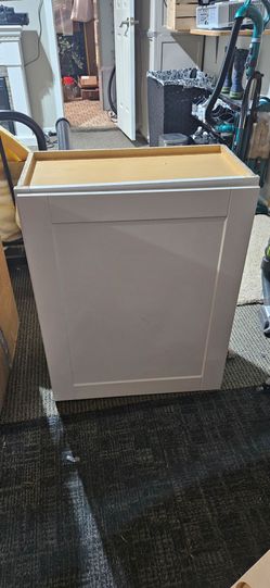 Wall cabinet