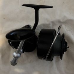 Vintage Garcia Mitchell 307 Spinning Reel.