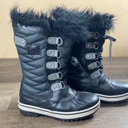 Sorel tofino Girls Boots Size 1