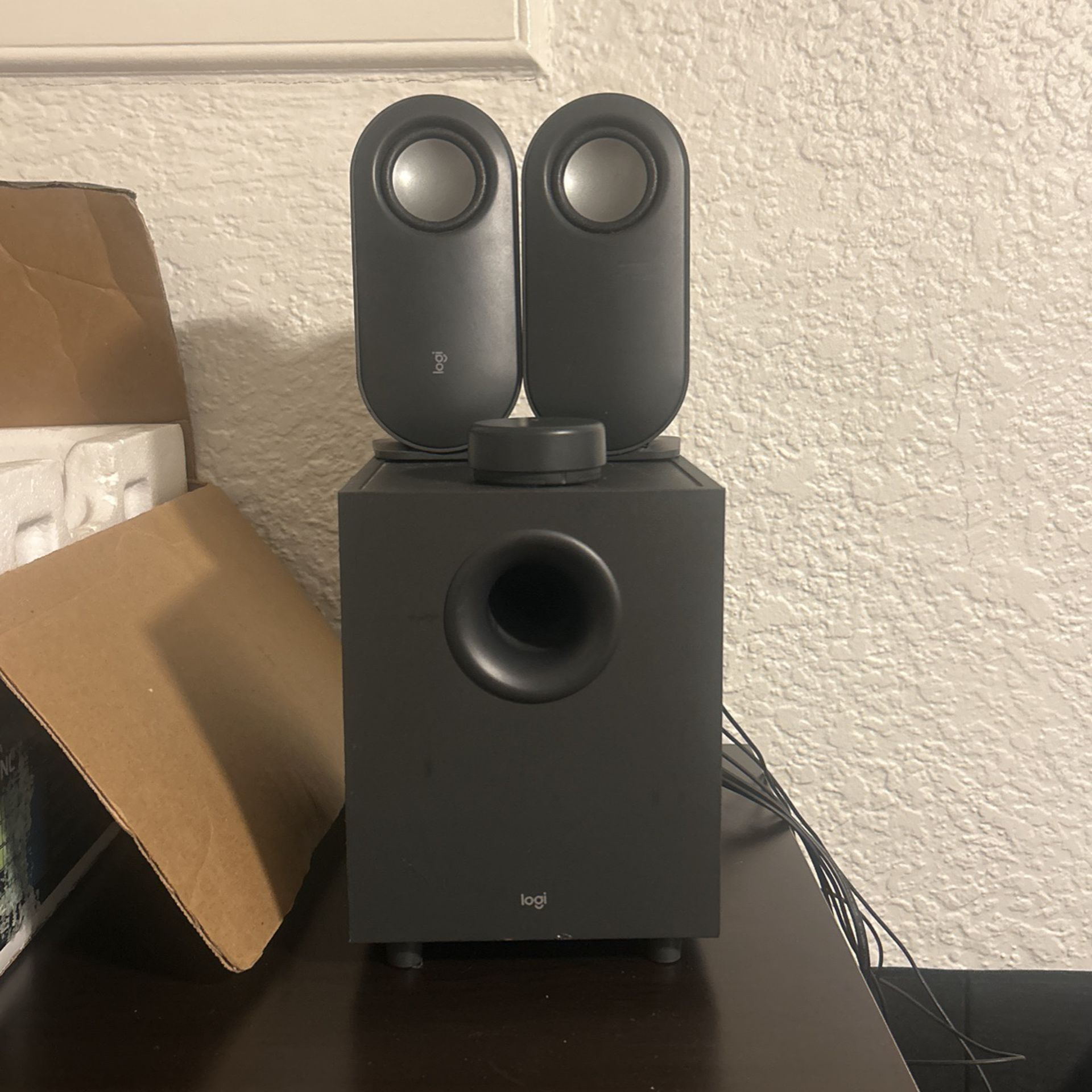 Logitech Z407 Bluetooth Speakers with Subwoofer