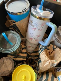 Starbucks, Stanley cups/mugs/tumblers