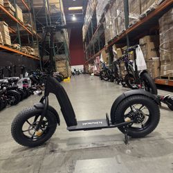 Electric scooter with large tires