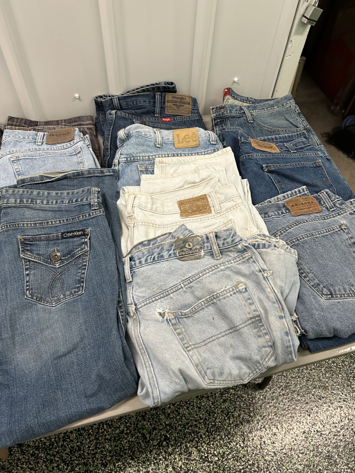Men’s Blue Jeans A Lot Of 10 Pairs Waist 32 To 40