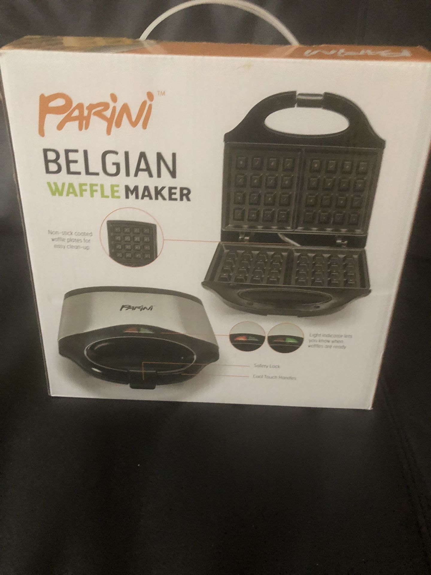 Belgian waffle maker (price negotiable)